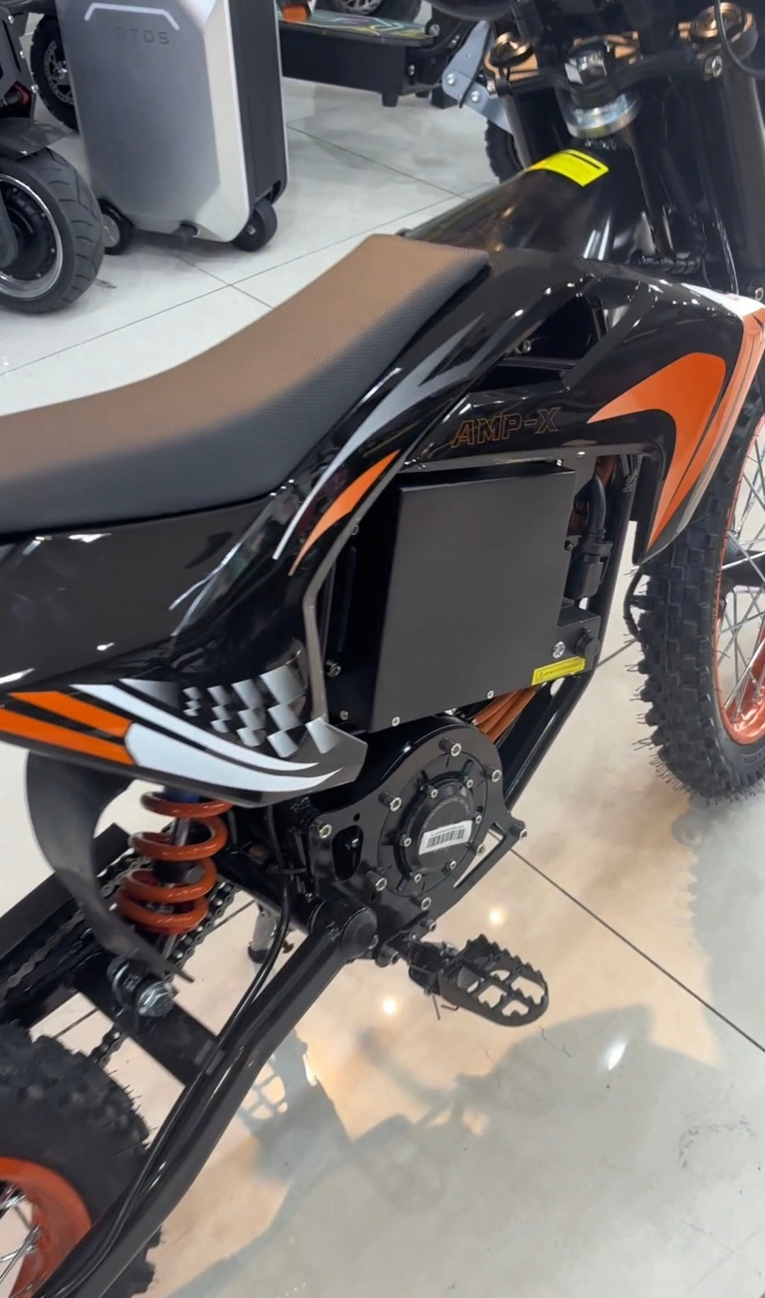 ZapLon Zed1 AMP-X Electric Kugoowish 01 60V 28Ah, 99 MPH Off-Road Dirt Bike